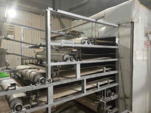 grass jelly powder production process
Mesona Chinensis leaves drying
spray drying grass jelly extract
Vietnam grass jelly factory