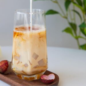 lychee drink with white jelly cubes