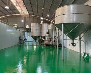grass jelly powder production process
Mesona Chinensis leaves drying
spray drying grass jelly extract
Vietnam grass jelly factory